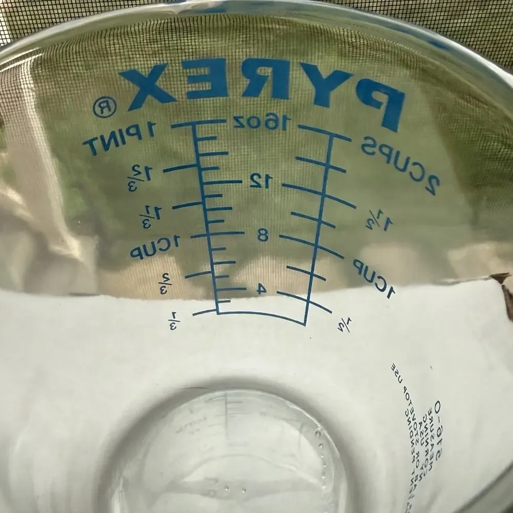 Vintage PYREX Blue Lettering 2 Cup Glass Measuring Cup 500ml USA Open Handle